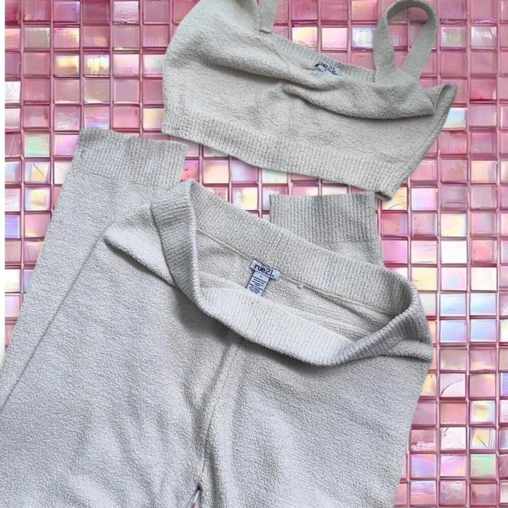 Cream knit two piece set